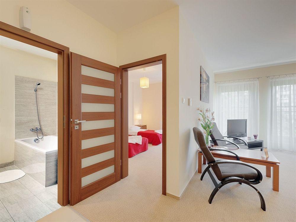 Apartamenty Aparts Lodź Bagian luar foto
