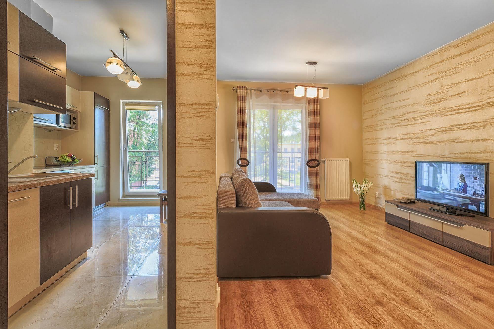 Apartamenty Aparts Lodź Bagian luar foto
